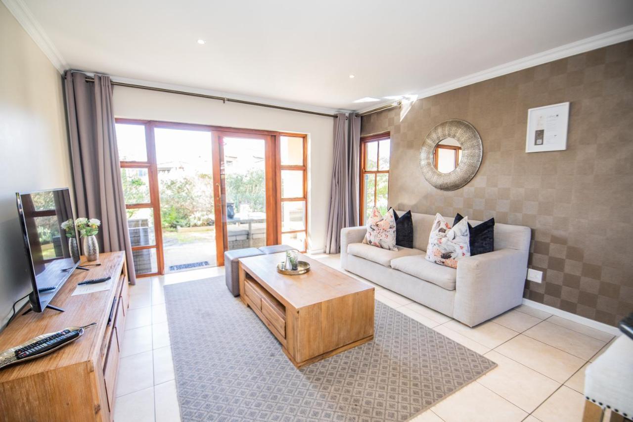 Six Whale Rock Gardens With Back Up Power For Load Shedding Apartment Plettenberg Bay Exterior foto