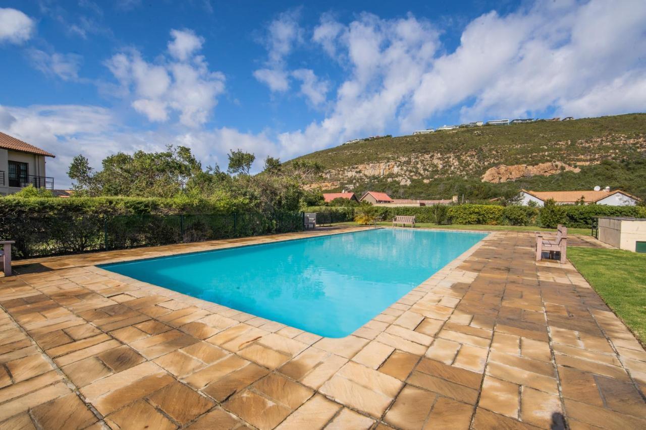 Six Whale Rock Gardens With Back Up Power For Load Shedding Apartment Plettenberg Bay Exterior foto