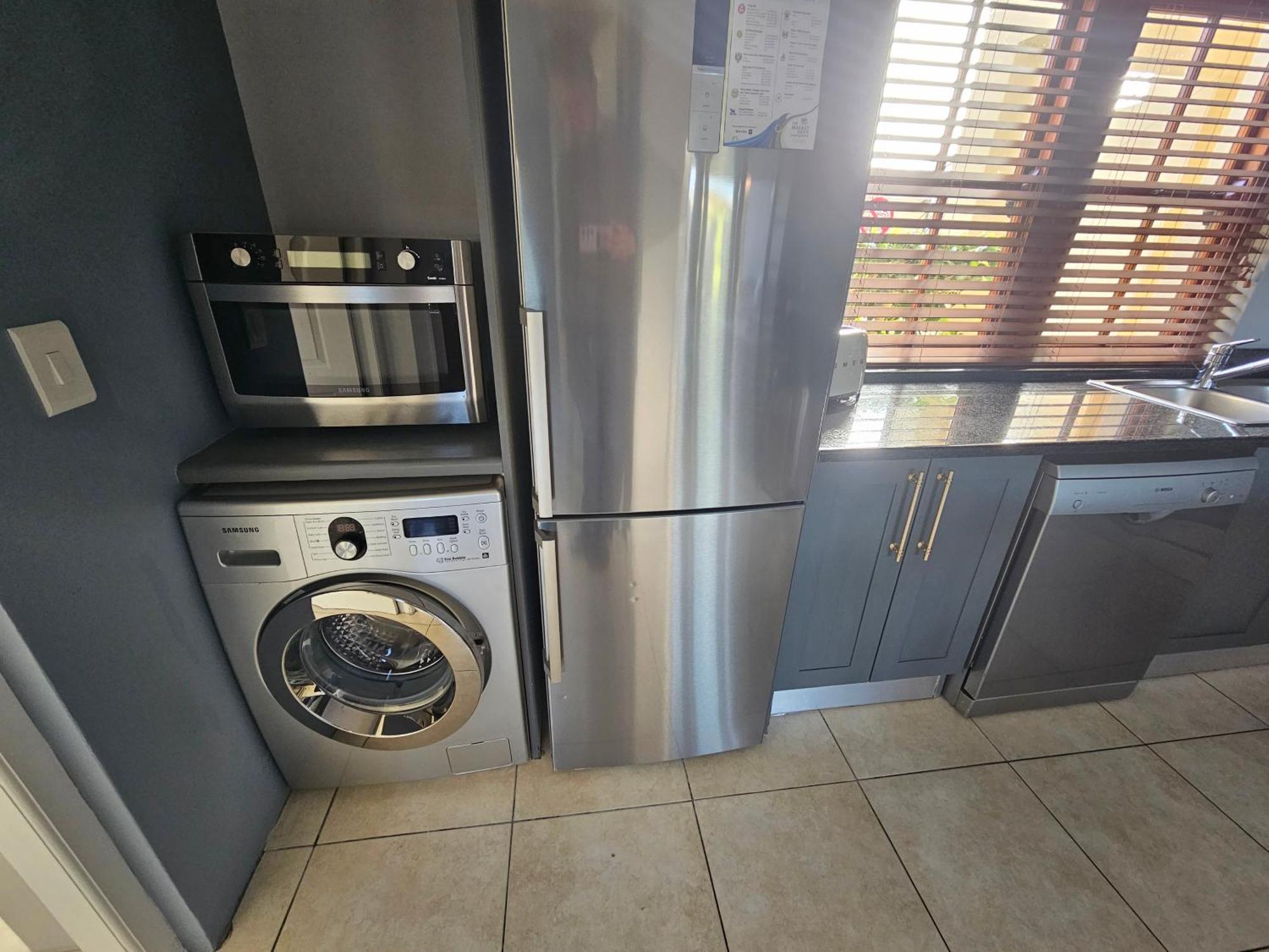 Six Whale Rock Gardens With Back Up Power For Load Shedding Apartment Plettenberg Bay Exterior foto